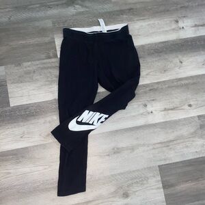 Nike capri leggings